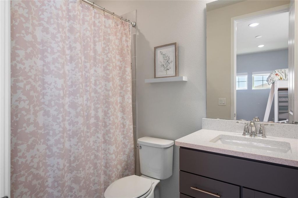 Image 25 of property listing at 13363 PANAMA BEACH COURT, Orlando, FL 32827