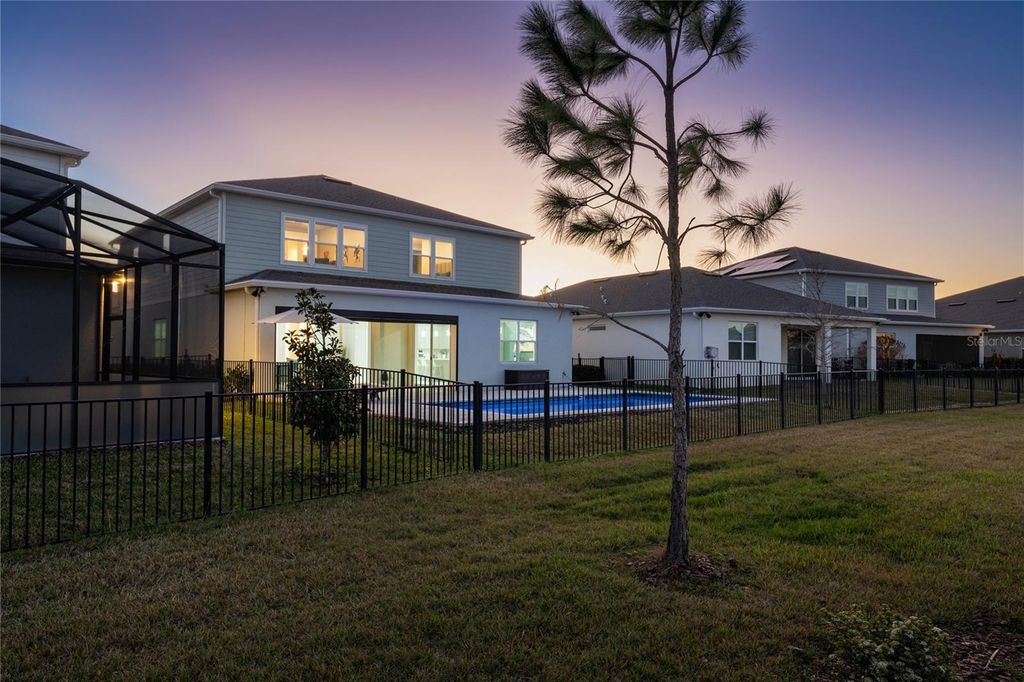 Image 37 of property listing at 13363 PANAMA BEACH COURT, Orlando, FL 32827