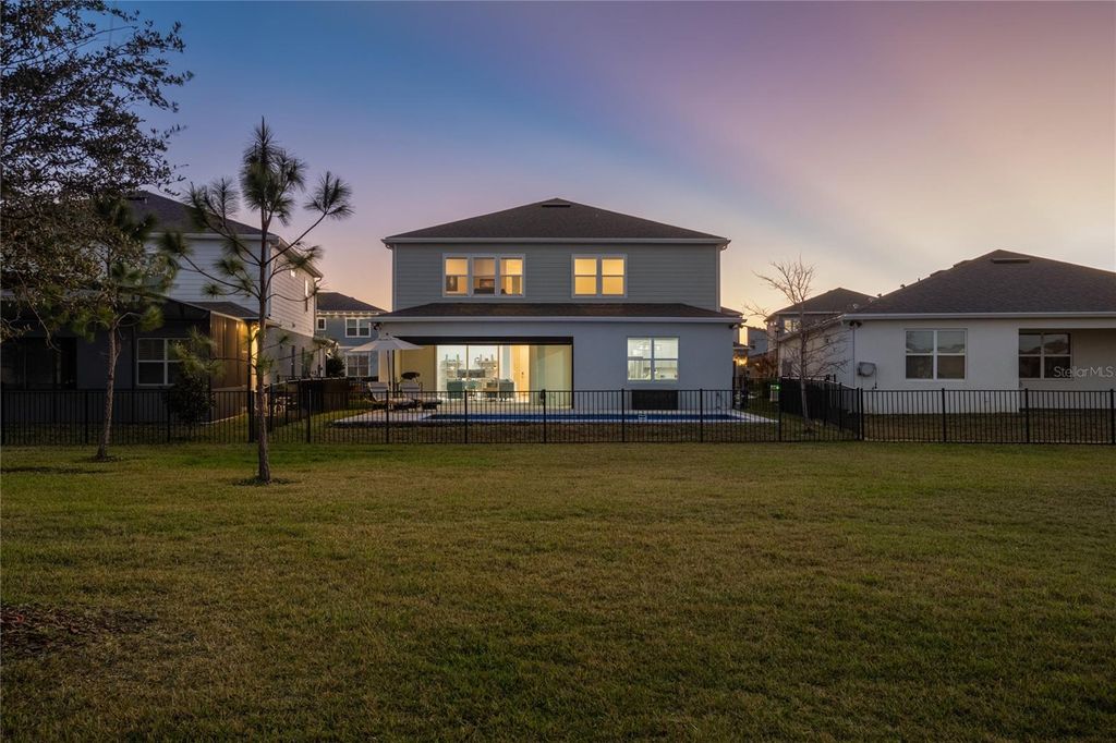 Image 40 of property listing at 13363 PANAMA BEACH COURT, Orlando, FL 32827