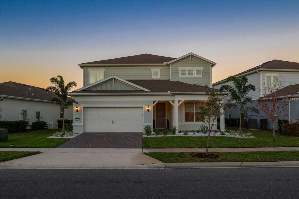 Image 45 of property listing at 13363 PANAMA BEACH COURT, Orlando, FL 32827