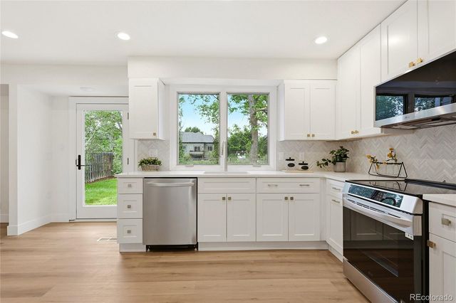 11766 W Radcliff Avenue, Morrison, CO 80465