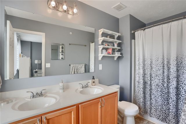 728 Freedom Drive, Collier Twp, PA 15106