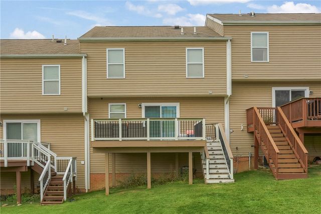 728 Freedom Drive, Collier Twp, PA 15106