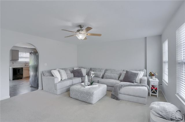 728 Freedom Drive, Collier Twp, PA 15106