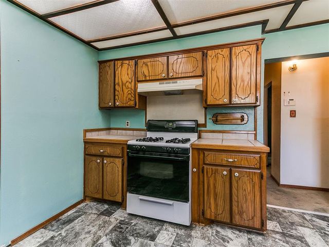 502 S Pottenger Avenue, Shawnee, OK 74801