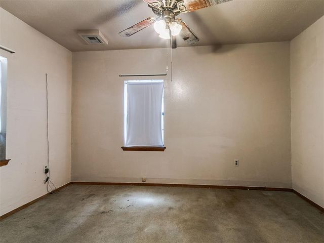 502 S Pottenger Avenue, Shawnee, OK 74801