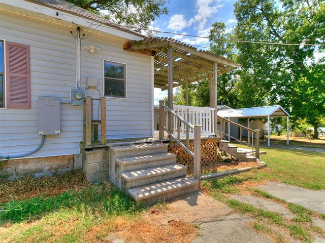502 S Pottenger Avenue, Shawnee, OK 74801