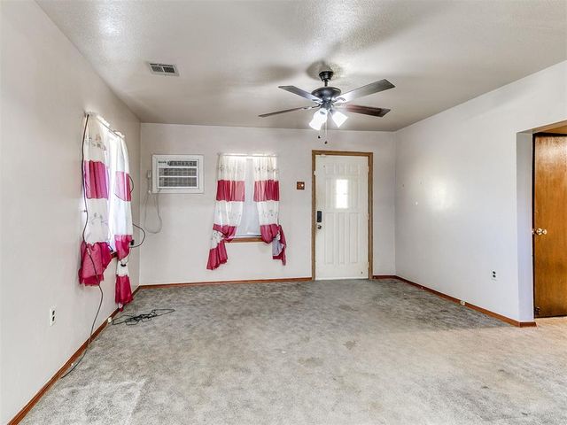 502 S Pottenger Avenue, Shawnee, OK 74801
