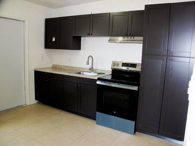 340 NW 6th Street 2, Pompano Beach, FL 33060