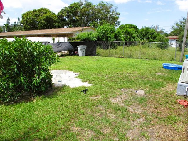 340 NW 6th Street 2, Pompano Beach, FL 33060