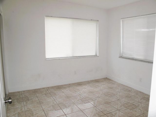 340 NW 6th Street 2, Pompano Beach, FL 33060