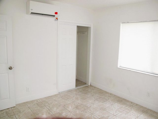 340 NW 6th Street 2, Pompano Beach, FL 33060