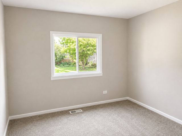 16908 Laramie Avenue, Oak Forest, IL 60452