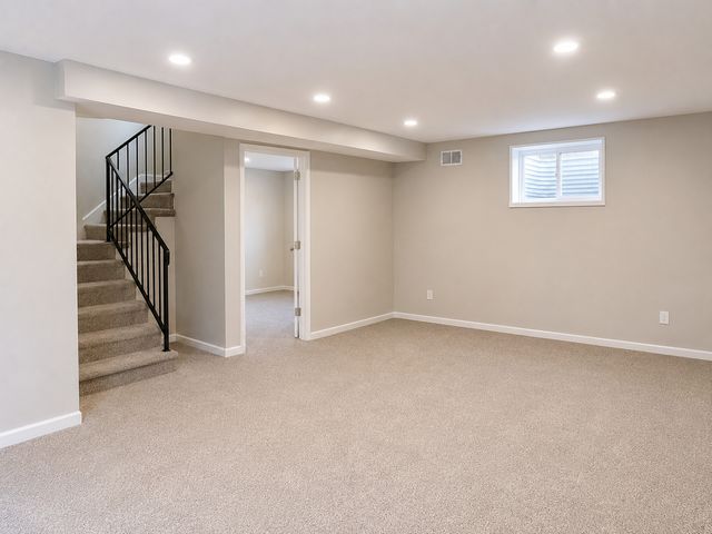 16908 Laramie Avenue, Oak Forest, IL 60452
