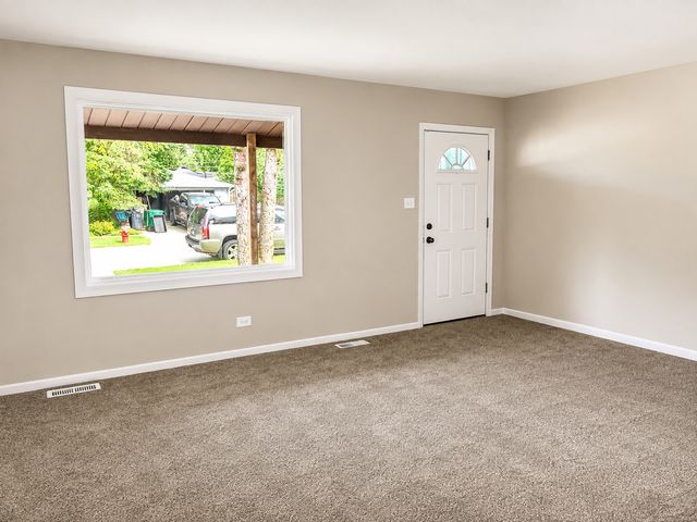 16908 Laramie Avenue, Oak Forest, IL 60452
