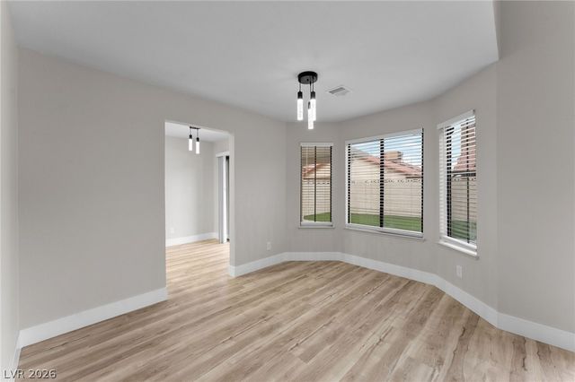 2433 Cycad Tree Street, Las Vegas, NV 89108