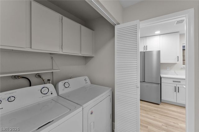 2433 Cycad Tree Street, Las Vegas, NV 89108