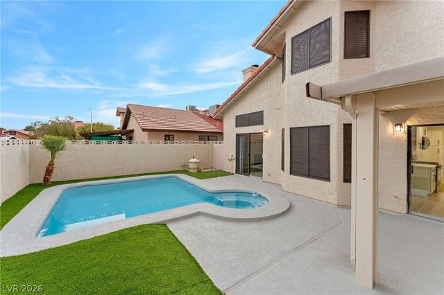 2433 Cycad Tree Street, Las Vegas, NV 89108