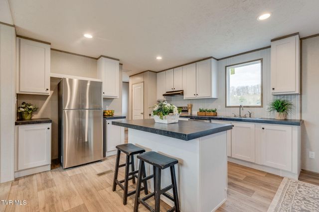 899 Milburnton Road, Limestone, TN 37681