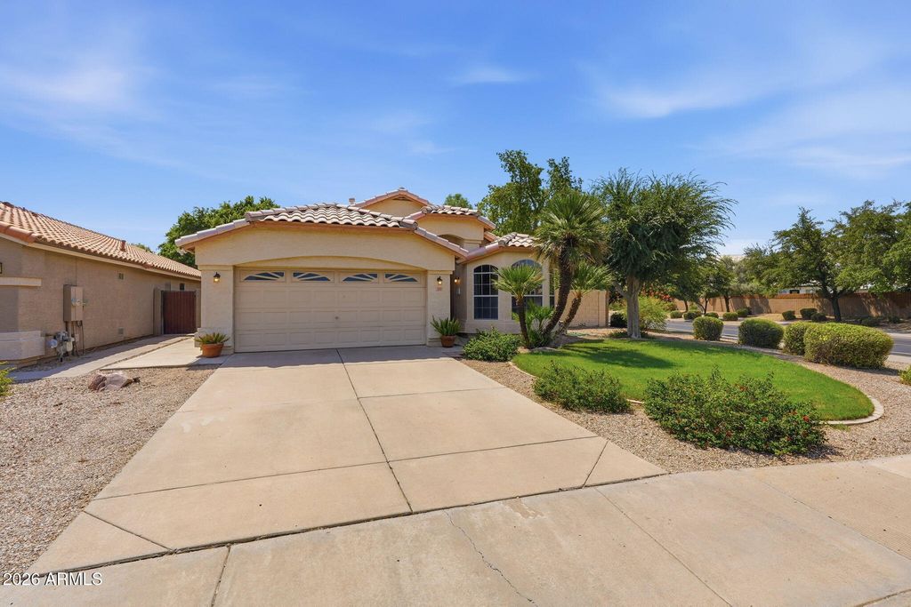 3801 E SAN REMO Avenue, Gilbert, AZ 85234 — photo 2