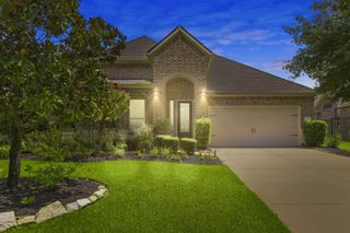 18 Homed Lark Place, Spring, TX 77389