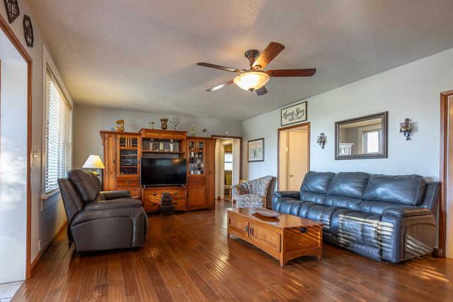 5151 Summers Lane, Klamath Falls, OR 97603