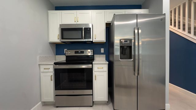 4230 NAPOLI LAKE Drive, Riviera Beach, FL 33410