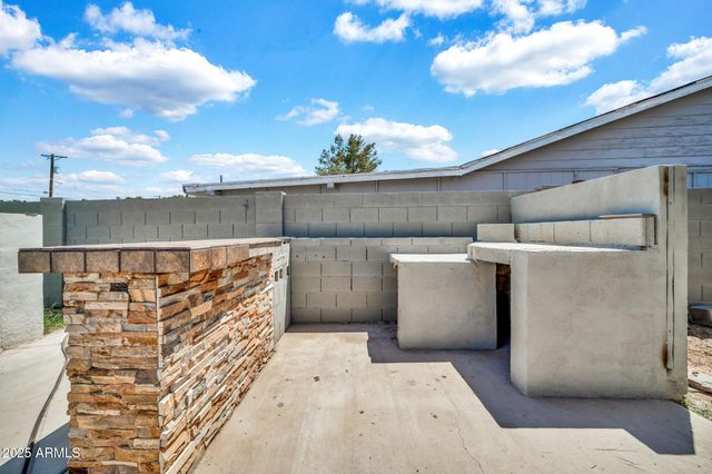 6101 N 31ST Drive, Phoenix, AZ 85017