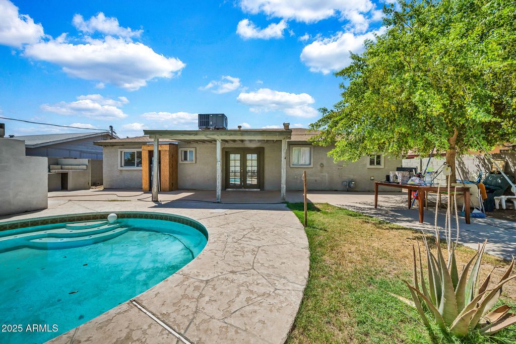 6101 N 31ST Drive, Phoenix, AZ 85017