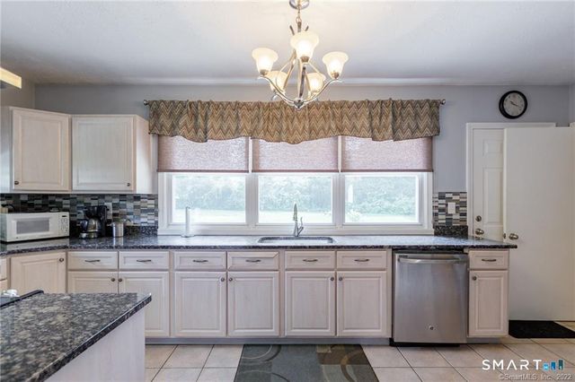 433 Highland Drive, Waterbury, CT 06708
