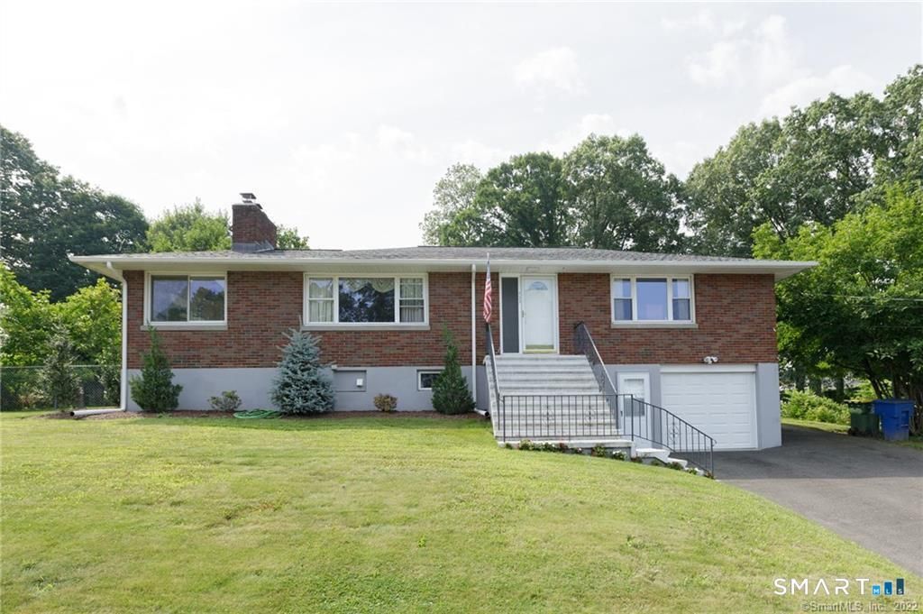 433 Highland Drive, Waterbury, CT 06708