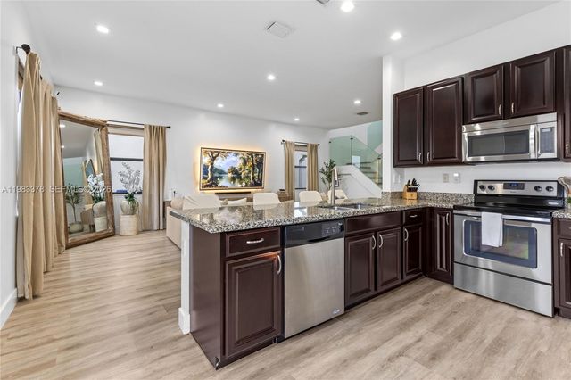 9094 SW 36th St, Miramar, FL 33025