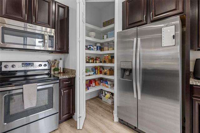 9094 SW 36th St, Miramar, FL 33025