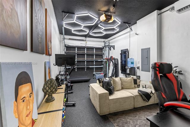 9094 SW 36th St, Miramar, FL 33025