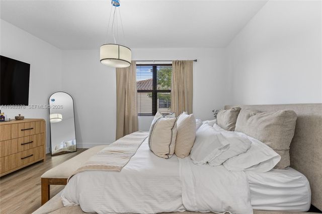 9094 SW 36th St, Miramar, FL 33025