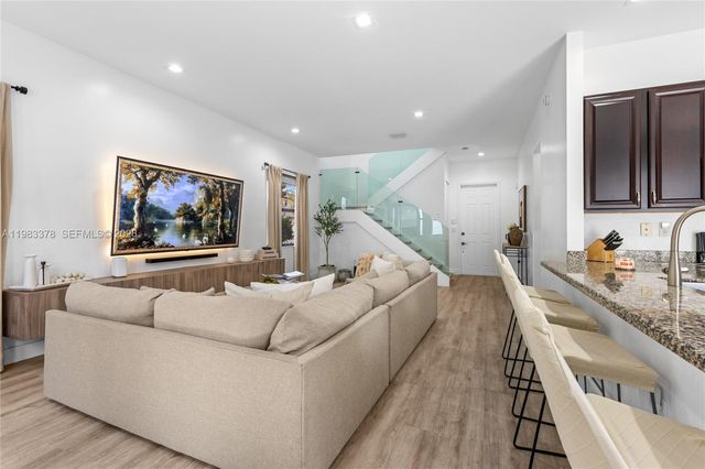 9094 SW 36th St, Miramar, FL 33025