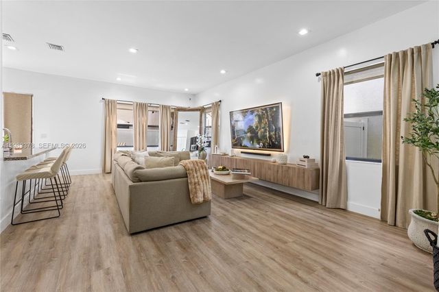 9094 SW 36th St, Miramar, FL 33025