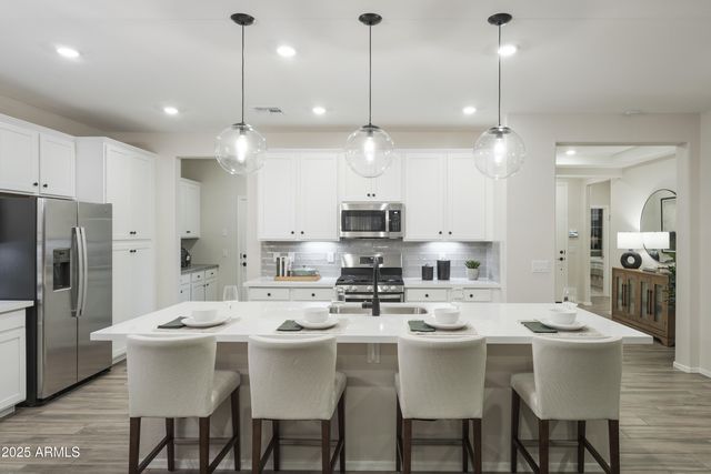 6230 N 190TH Drive, Waddell, AZ 85355