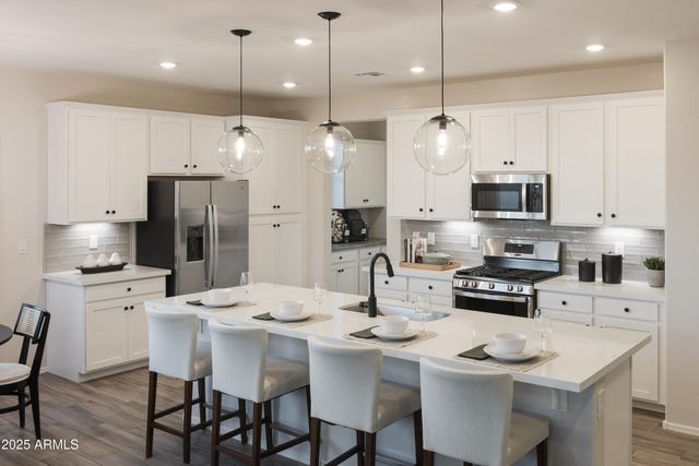 6230 N 190TH Drive, Waddell, AZ 85355