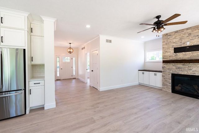 55521 Riverview Manor Drive, Elkhart, IN 46514
