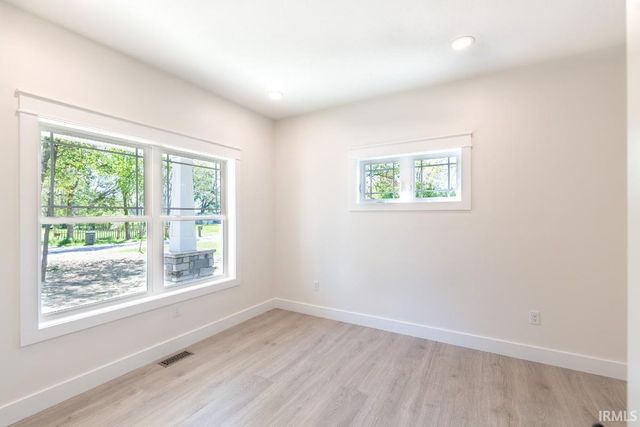 55521 Riverview Manor Drive, Elkhart, IN 46514