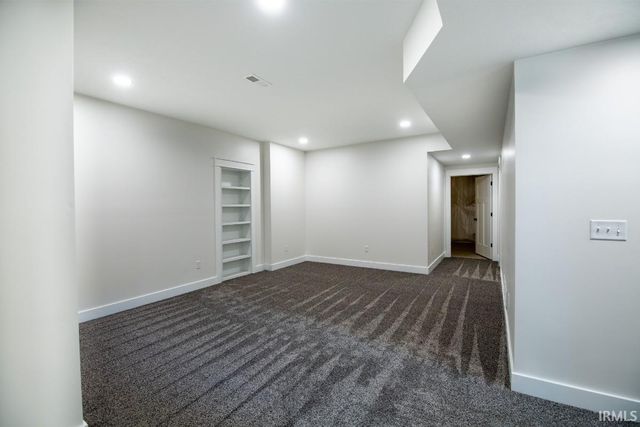 55521 Riverview Manor Drive, Elkhart, IN 46514