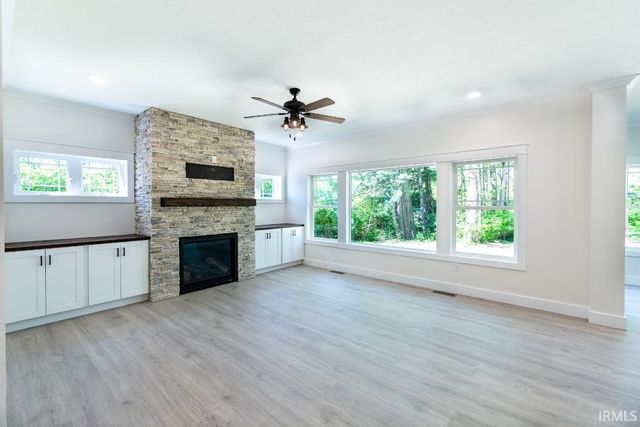 55521 Riverview Manor Drive, Elkhart, IN 46514