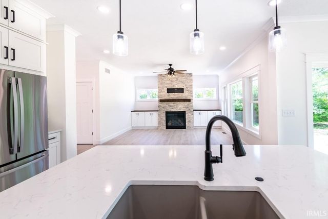 55521 Riverview Manor Drive, Elkhart, IN 46514