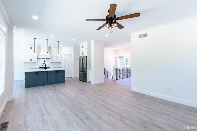 55521 Riverview Manor Drive, Elkhart, IN 46514