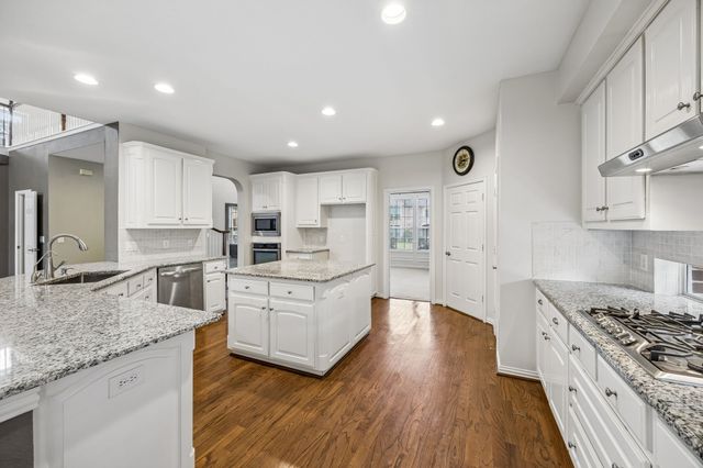 122 Woodland Cove, Coppell, TX 75019