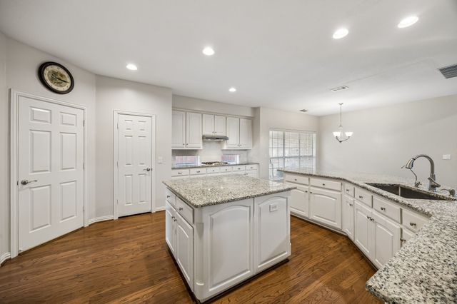122 Woodland Cove, Coppell, TX 75019