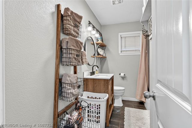 105 N Coker Street, Greenwood, AR 72936