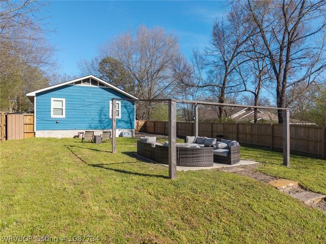 105 N Coker Street, Greenwood, AR 72936