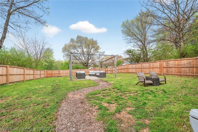 105 N Coker Street, Greenwood, AR 72936